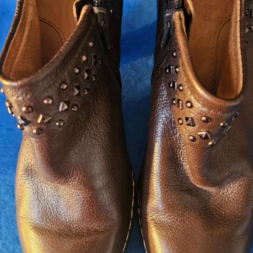 Ladies Leather Boots - Picture 3 of 4